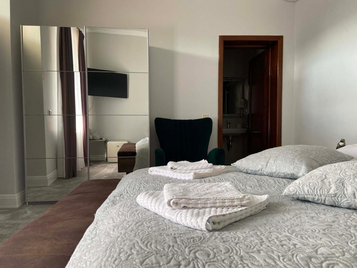 Maisonette Apartments Câmpulung Buitenkant foto