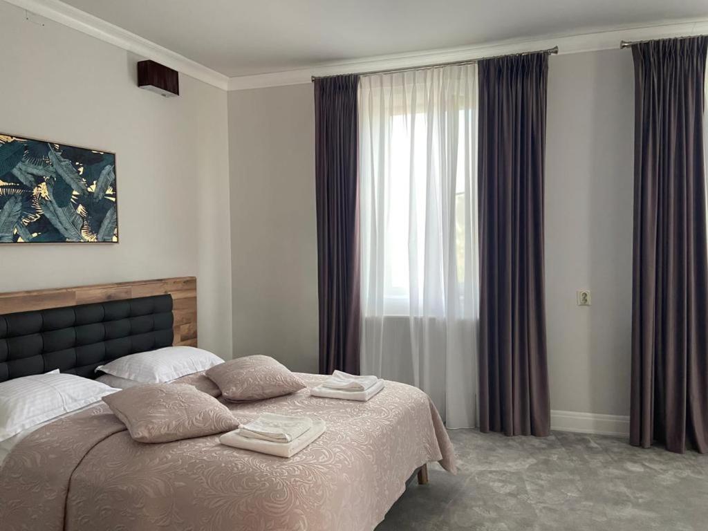 Maisonette Apartments Câmpulung Buitenkant foto