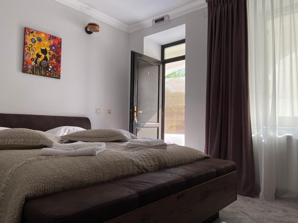 Maisonette Apartments Câmpulung Buitenkant foto