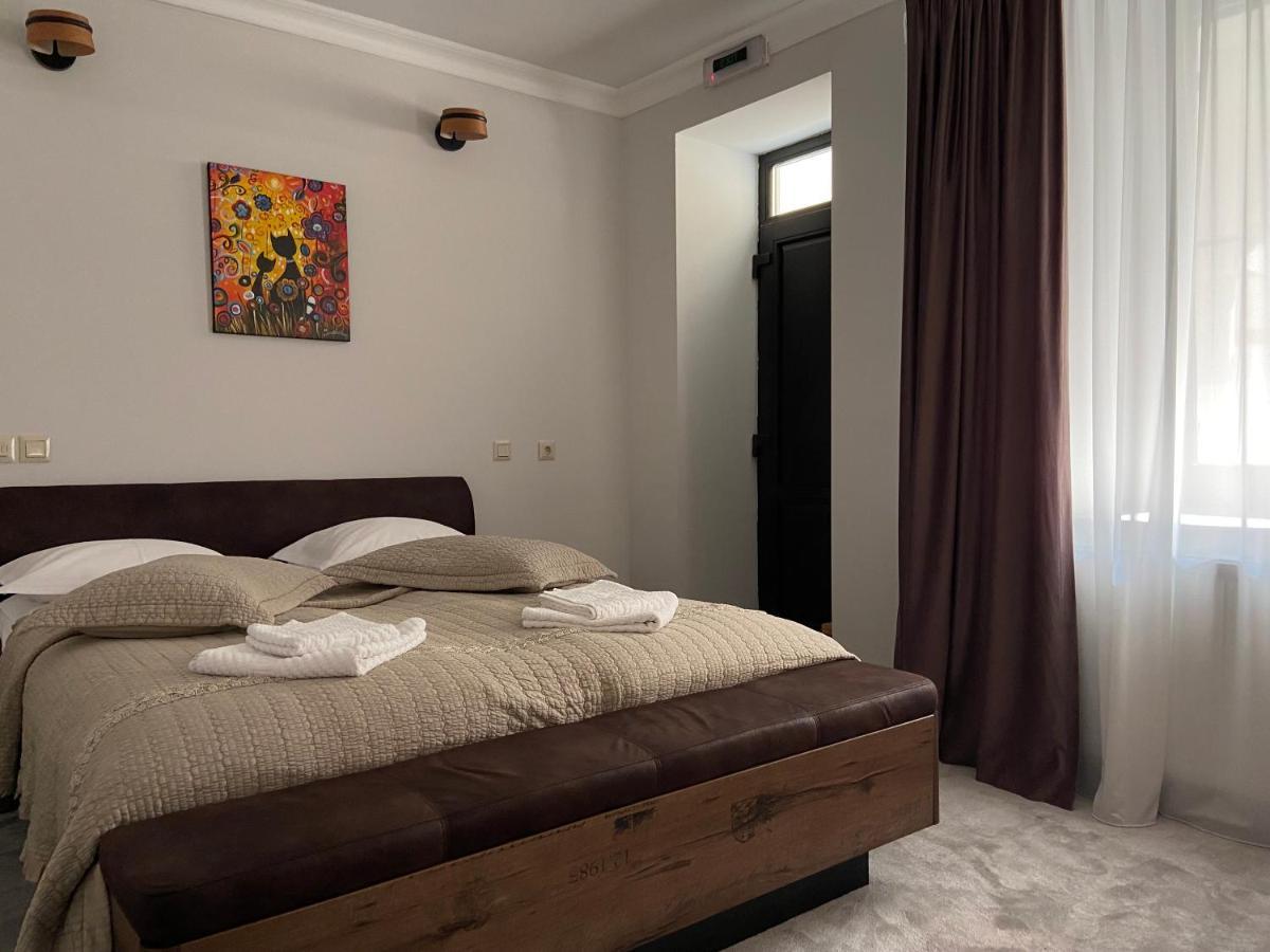 Maisonette Apartments Câmpulung Buitenkant foto