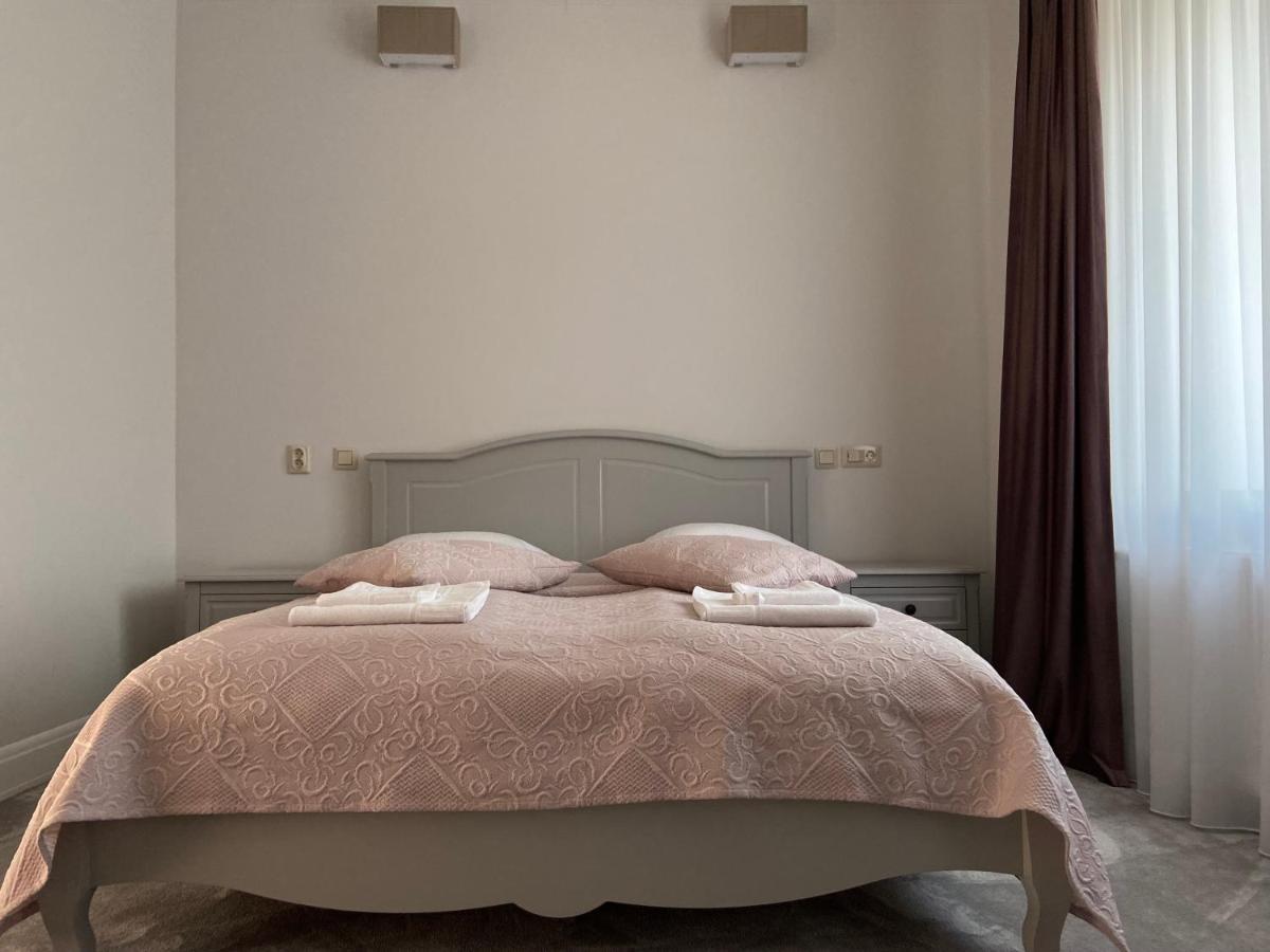 Maisonette Apartments Câmpulung Buitenkant foto
